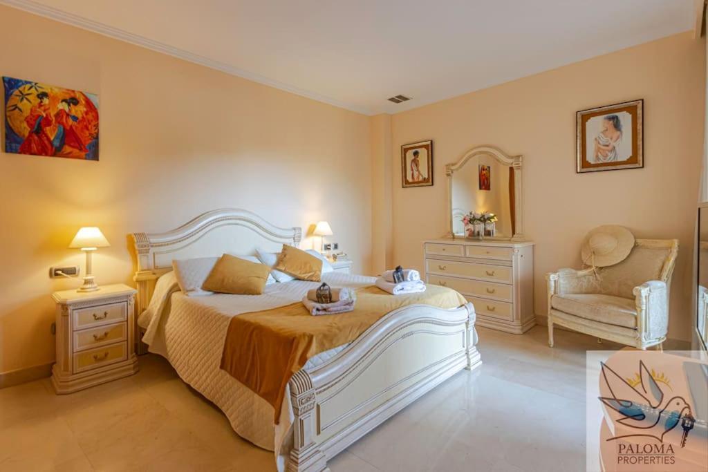 Apartment 2 Bdr With Heated Pool & Jacuzzi Benalmádena